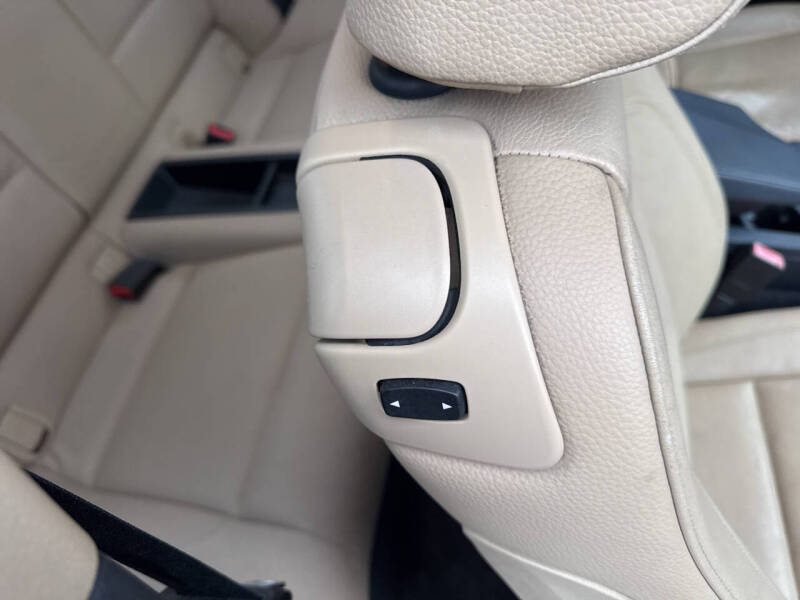 2011 BMW 1 Series 128i