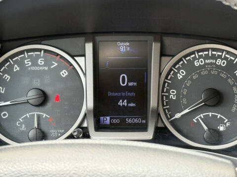 2017 Toyota Tacoma SR5 V6