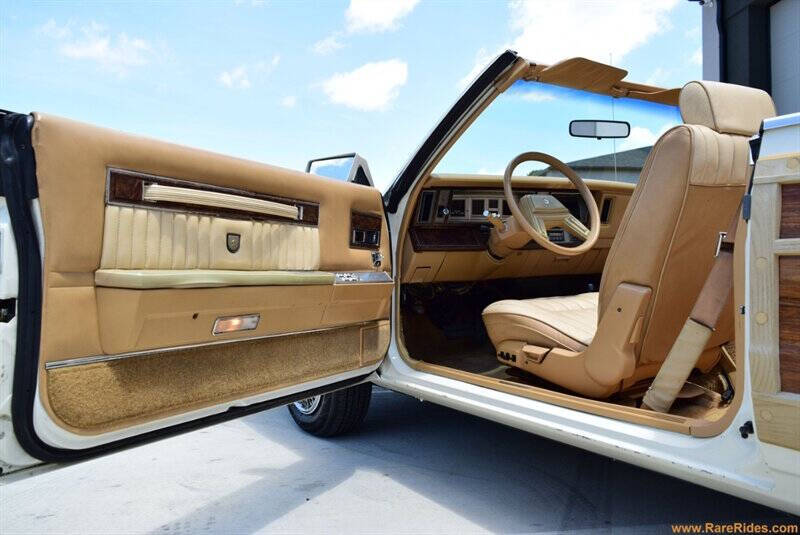 1986 Chrysler Le Baron Mark Cross Town and Country