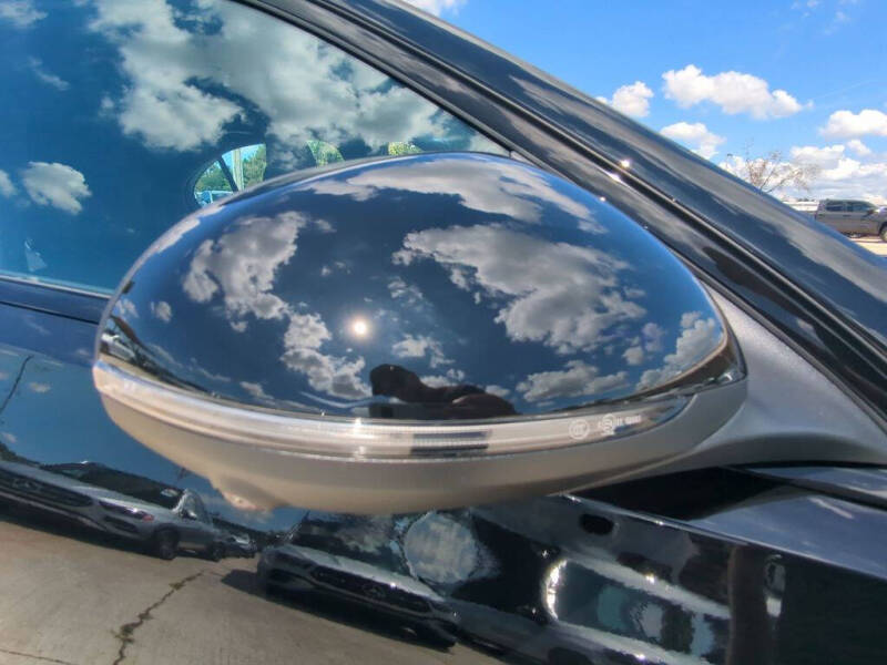 2025 Mercedes-Benz C-Class AMG C 63 S E Performance