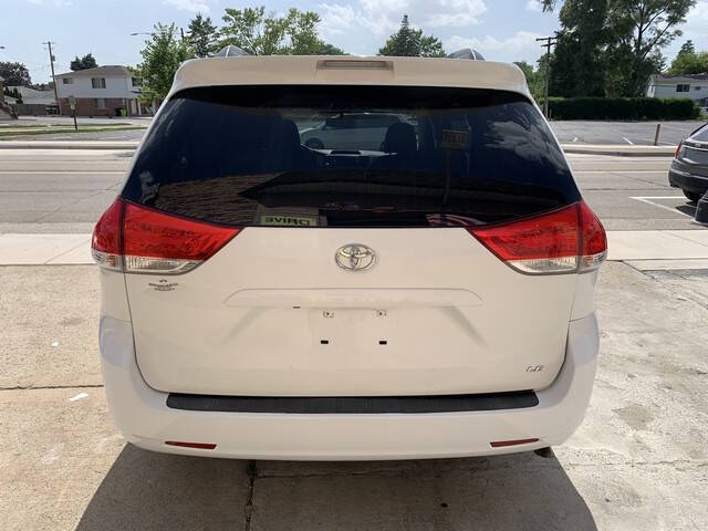 2011 Toyota Sienna