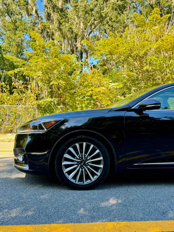 2017 Kia Cadenza Premium