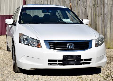 2008 Honda Accord for sale at PINNACLE ROAD AUTOMOTIVE LLC in Moraine OH