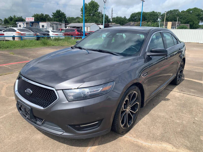 2017 Ford Taurus SHO