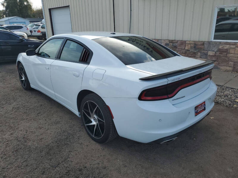 2019 Dodge Charger SXT