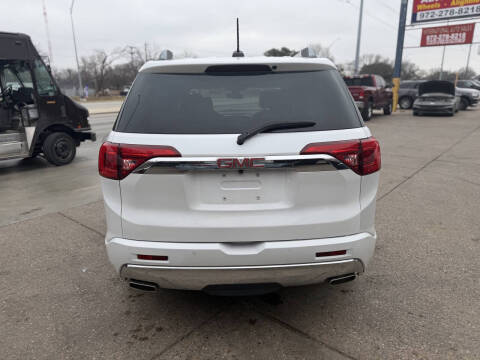 2019 GMC Acadia Denali