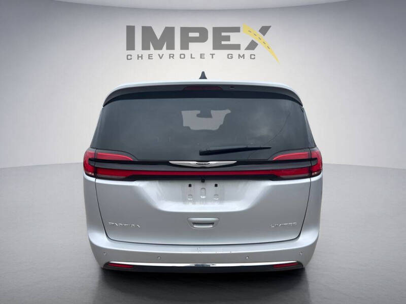 2026 Chrysler Pacifica Limited