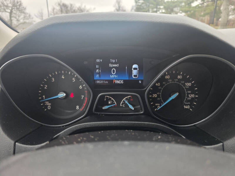 2015 Ford Focus SE