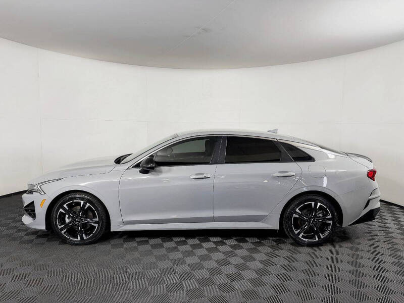 2022 Kia K5