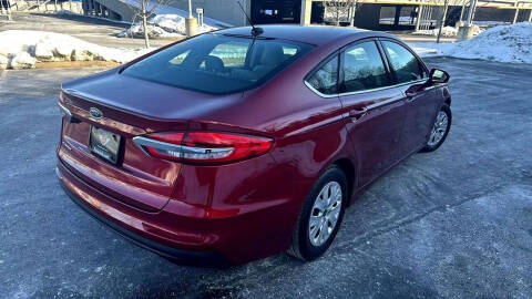 2019 Ford Fusion S