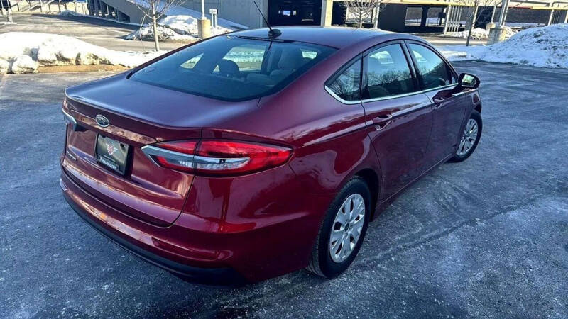 2019 Ford Fusion S