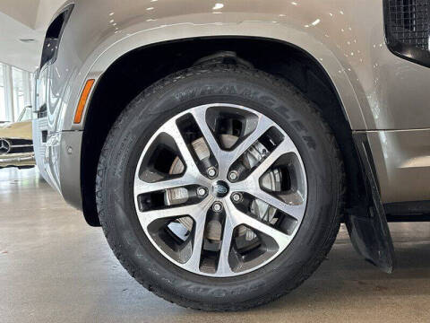 2022 Land Rover Defender 110 XS Edition