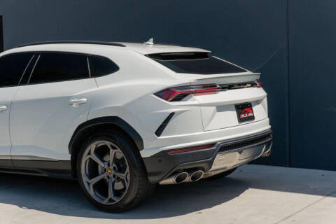 2020 Lamborghini Urus