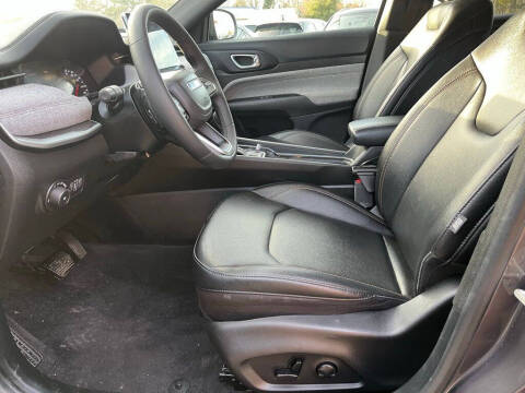 2024 Jeep Compass Latitude Lux