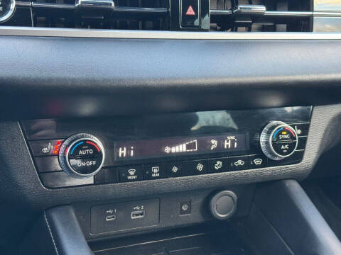 2022 Mitsubishi Outlander Black Edition