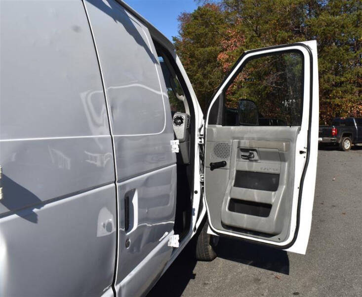 2014 Ford E-Series E-150