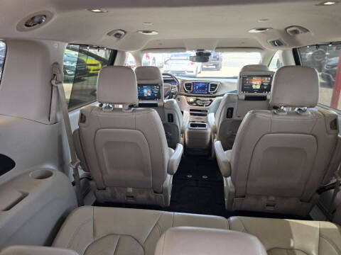 2019 Chrysler Pacifica Touring L Plus