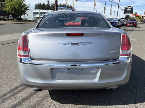 2013 Chrysler 300
