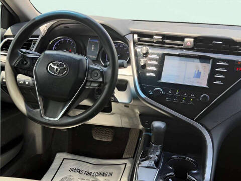 2018 Toyota Camry LE