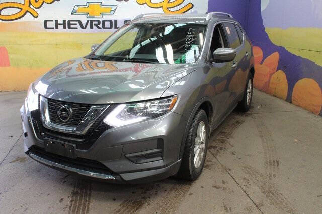 Used 2019 Nissan Rogue SV with VIN 5N1AT2MT4KC833857 for sale in Grand Ledge, MI