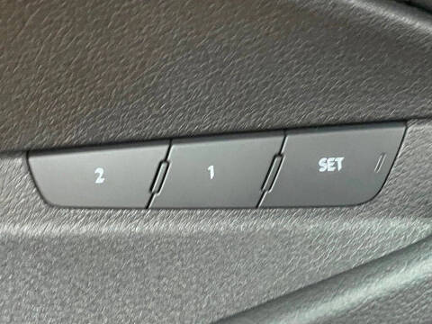 2021 Audi e-tron quattro Premium