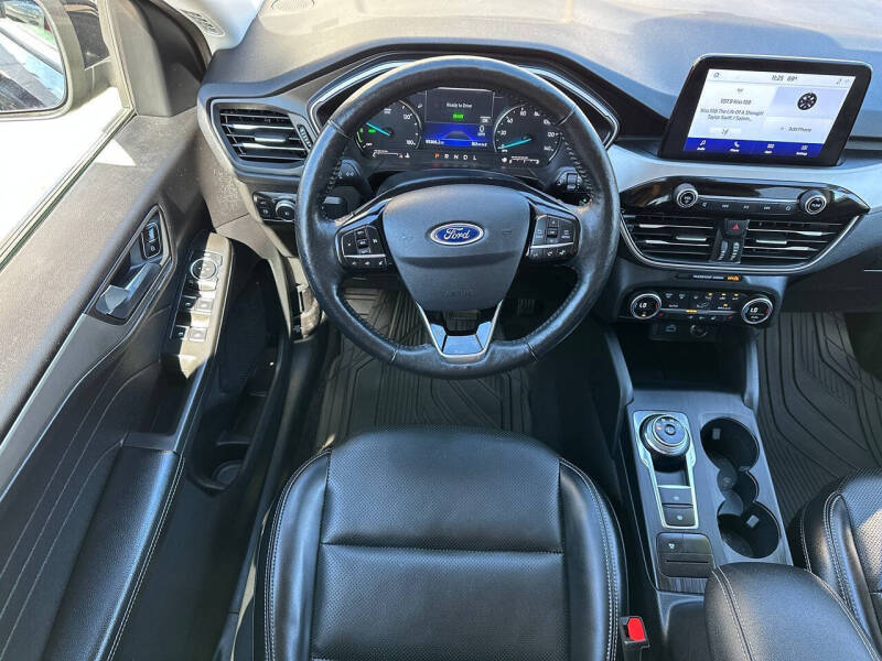 2021 Ford Escape Hybrid SEL