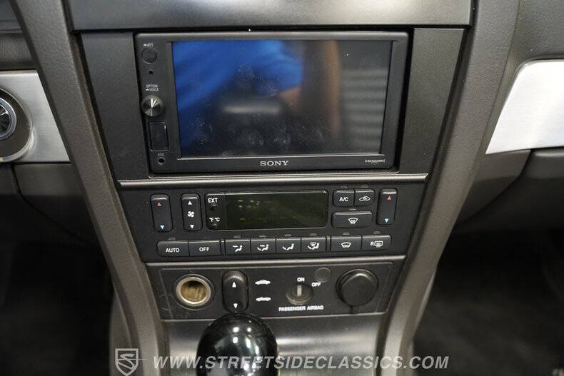 2002 Ford Thunderbird Deluxe