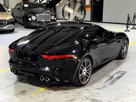 2015 Jaguar F-TYPE R