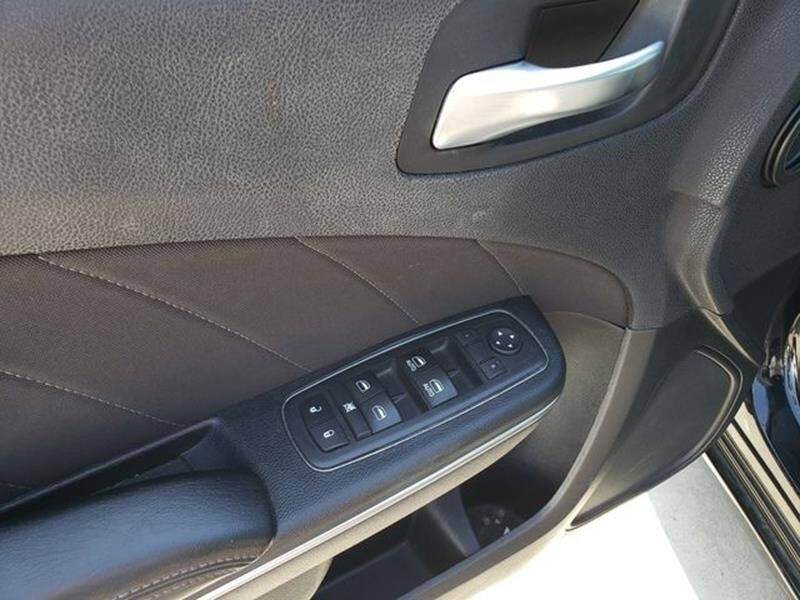 2017 Dodge Charger SXT