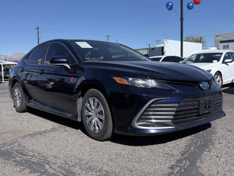 2022 Toyota Camry Hybrid LE