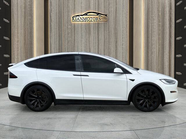 2023 Tesla Model X Plaid