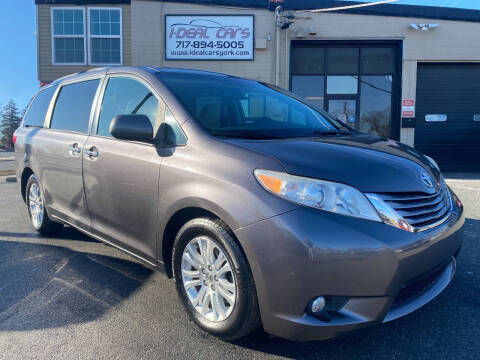 2016 Toyota Sienna XLE 8-Passenger