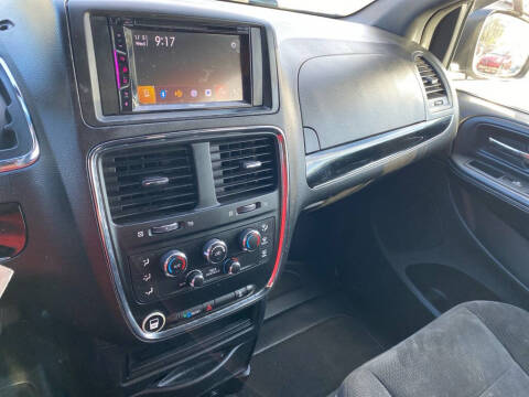 2016 Dodge Grand Caravan SE