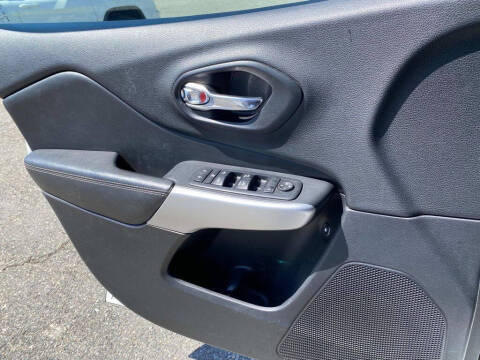 2018 Jeep Cherokee Latitude Plus