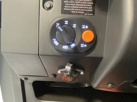 2025 Segway UT10 CREW