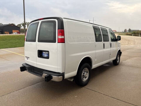 2021 Chevrolet Express 2500