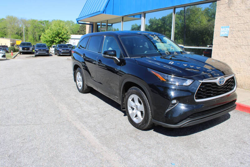 2022 Toyota Highlander Hybrid LE