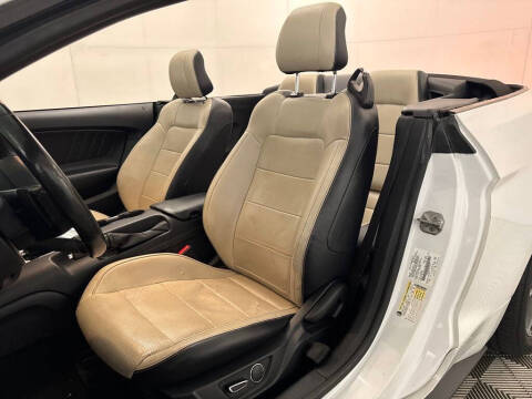 2016 Ford Mustang EcoBoost Premium