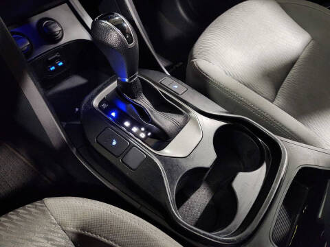 2016 Hyundai Santa Fe SE