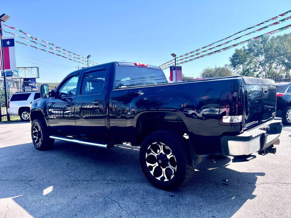 2011 GMC Sierra 2500HD for sale at Champion Motors in Channelview, TX