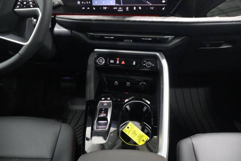 2025 Audi Q5 quattro Premium Plus TFSI