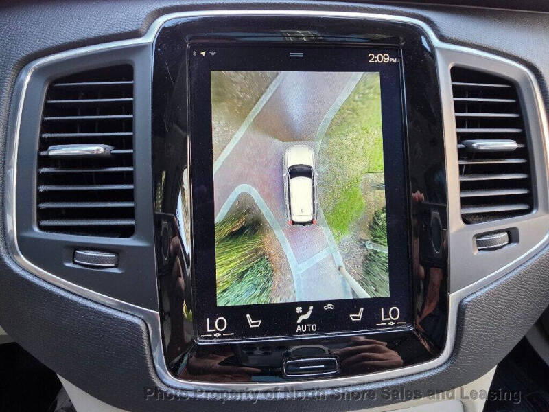 2018 Volvo XC90 T6 Momentum