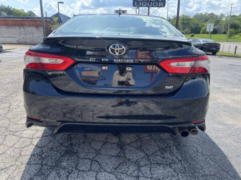 2019 Toyota Camry SE