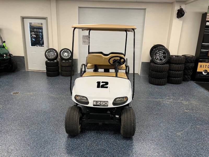 2018 E-Z-GO Shuttle 4