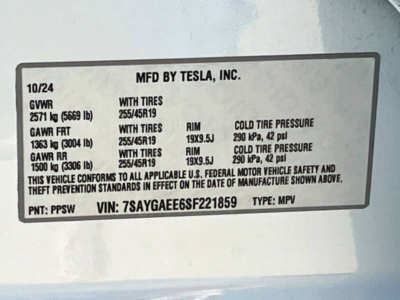 2025 Tesla Model Y Long Range