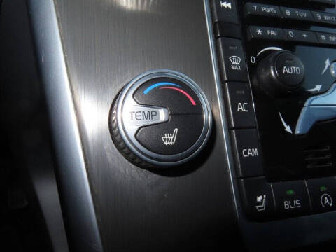 2016 Volvo XC60 T5 Drive-E Premier