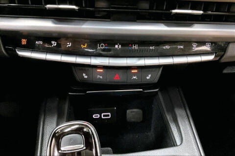 2024 Cadillac XT4 Luxury