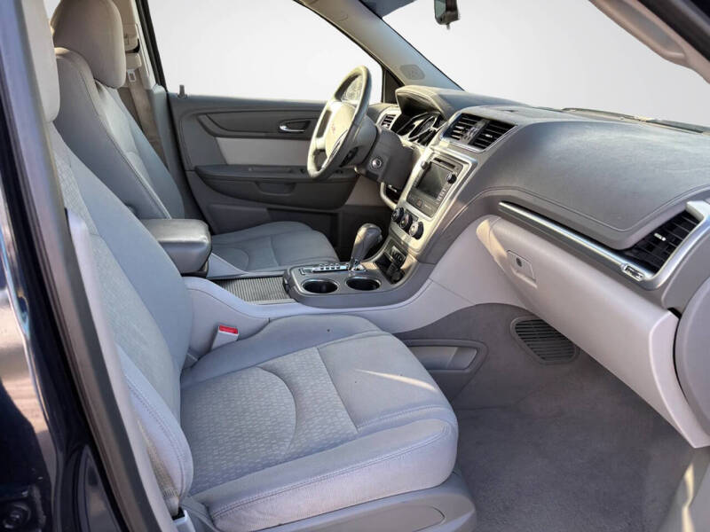 2016 GMC Acadia SLE-1