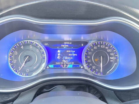 2016 Chrysler 200 C