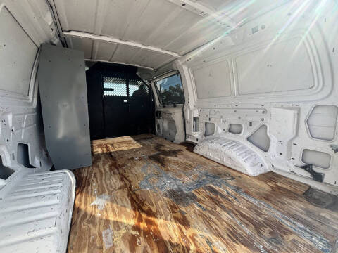 2004 Ford E-Series E-150